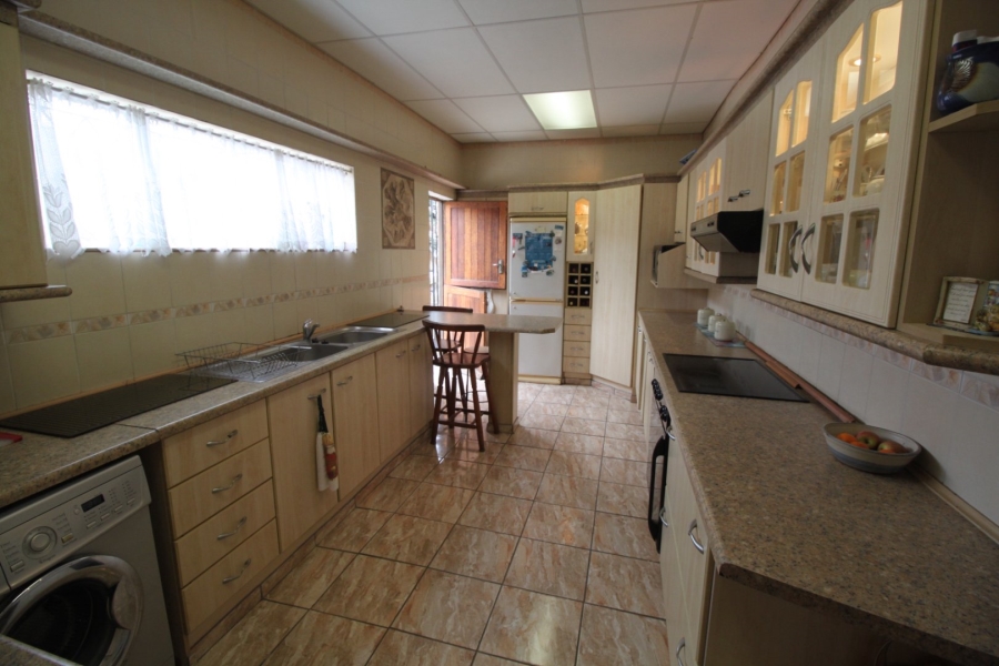 4 Bedroom Property for Sale in West End Eastern Cape